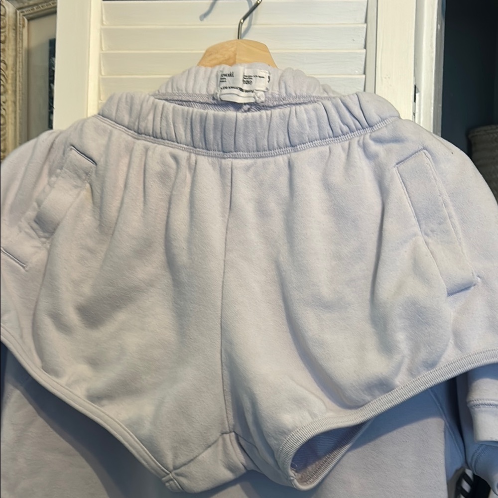 Entireworld Purple Athletic Shorts Lightweight Elastic Waistband